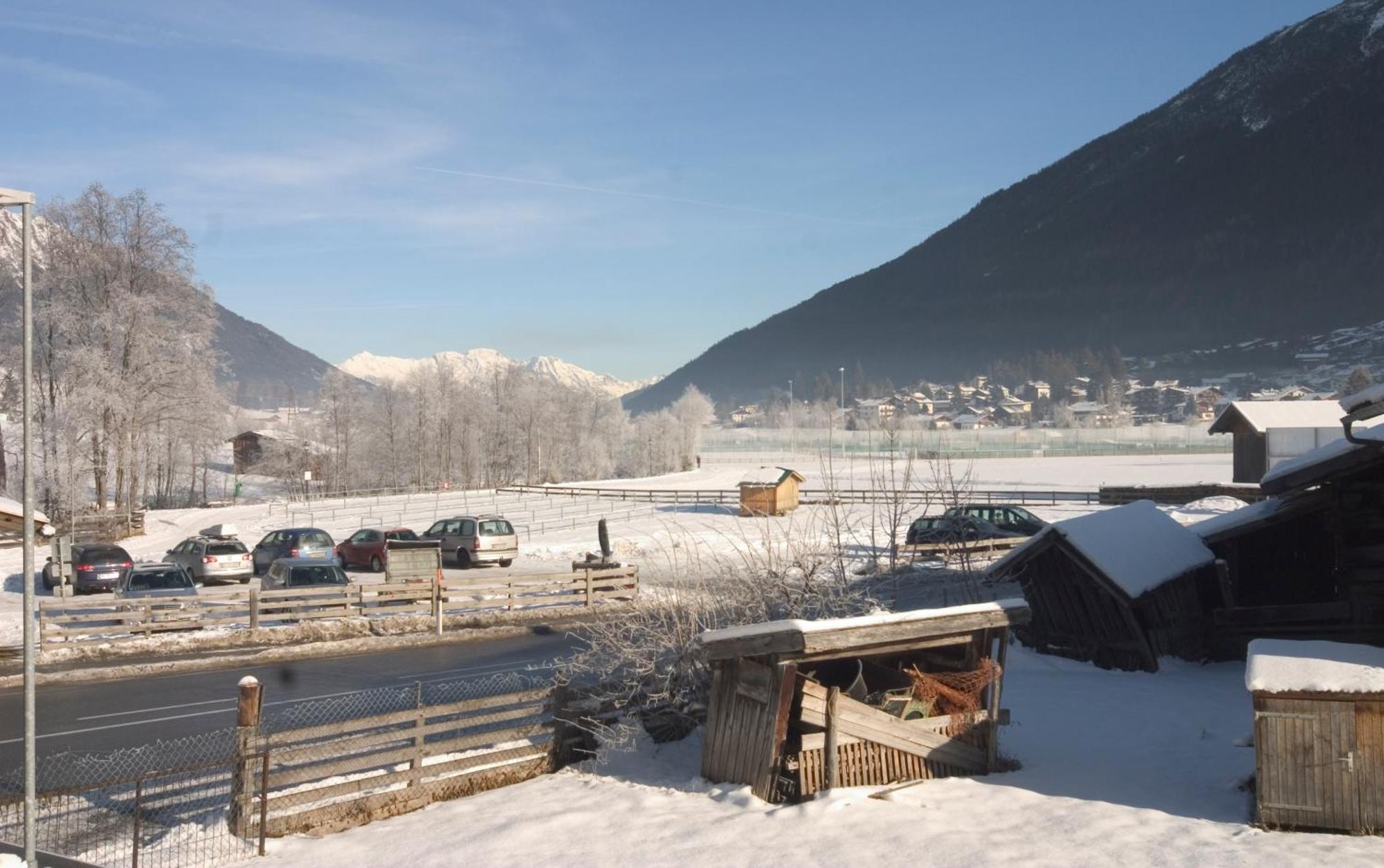 Appartementhaus Zum Zegger Neustift im Stubaital Exterior photo